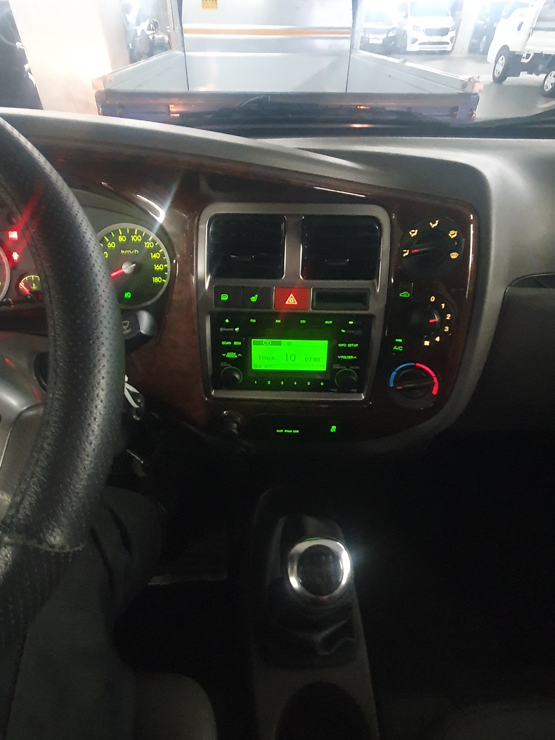 1xekb90tgdf4.jpg