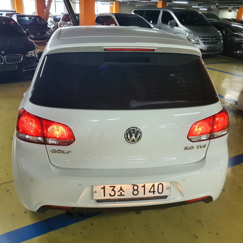 2n35z5942xe0.jpg