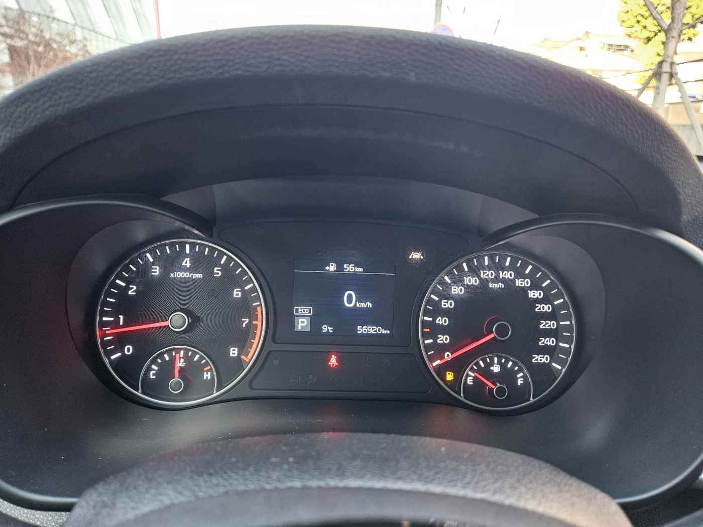7hpq2u8m9chp357107.jpg