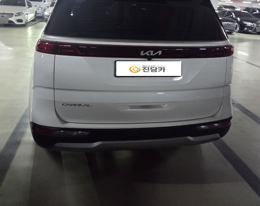 3si84n3dpe1362985.jpg