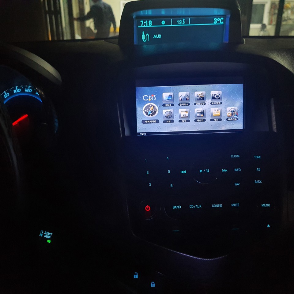 68hbgysf654l.jpg