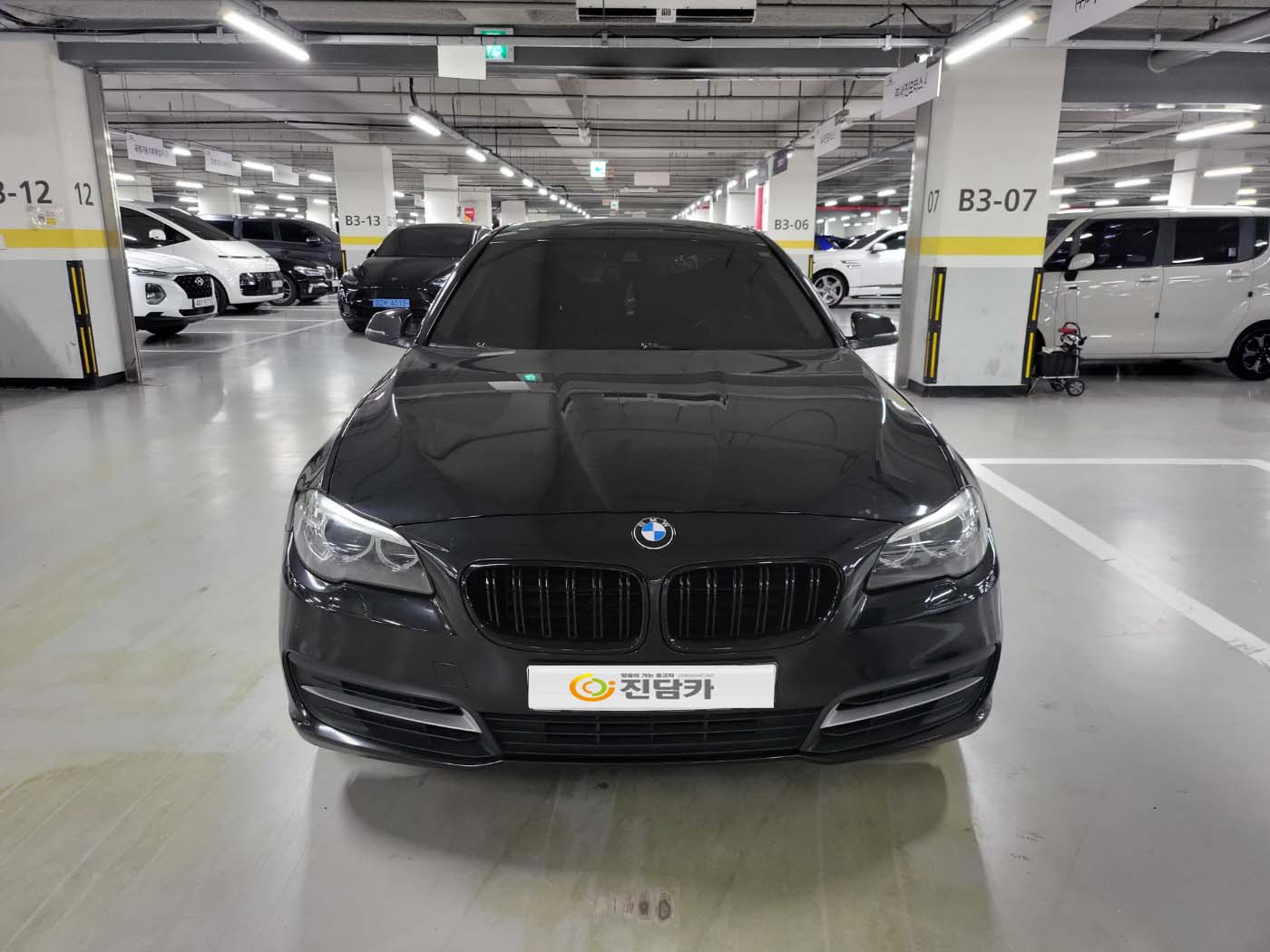 BMW 528I 중고차 할부로 부담없이!