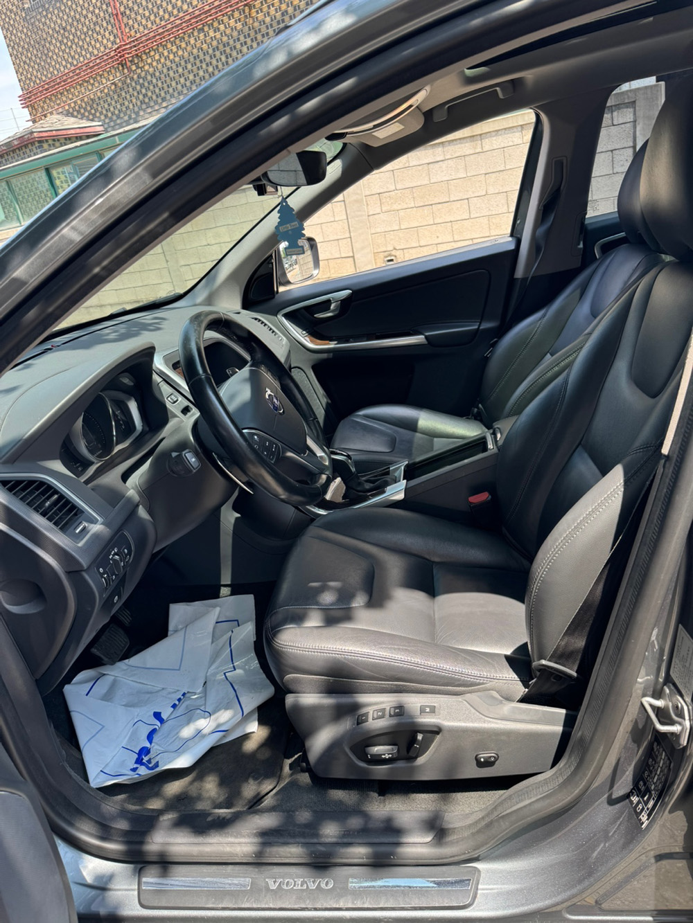 755vtc0m6ye5335382.jpg