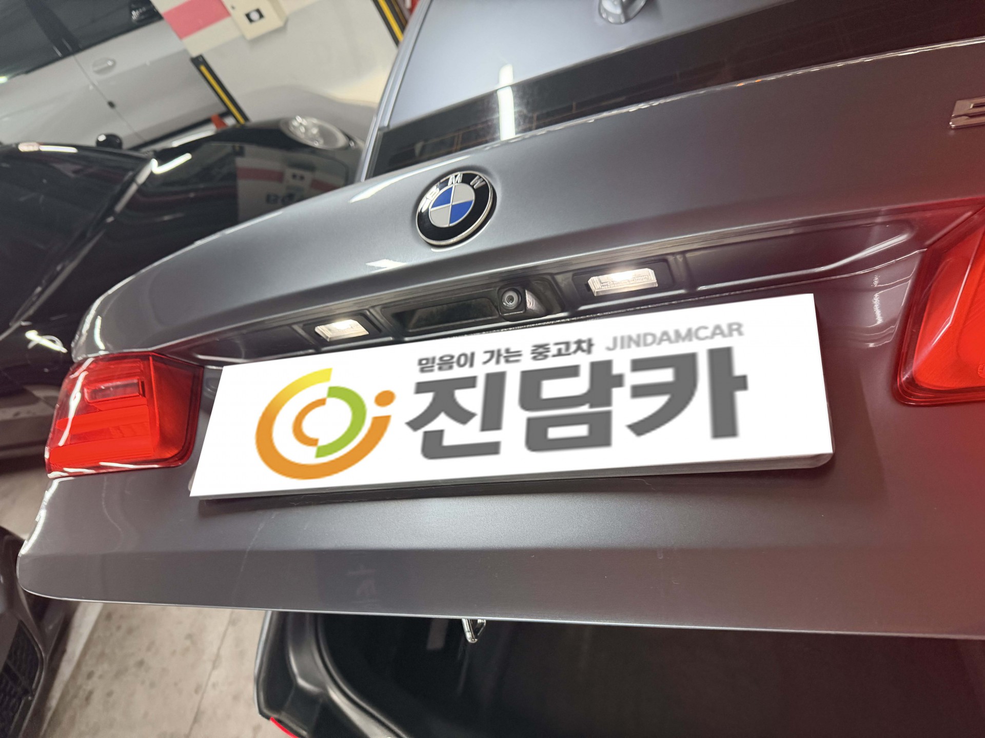 1xbrnuzu1rbm869207.jpg