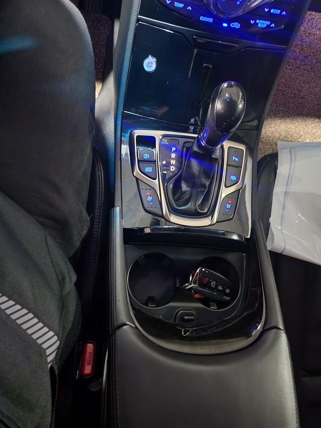 1fx54zbhxis3.jpg