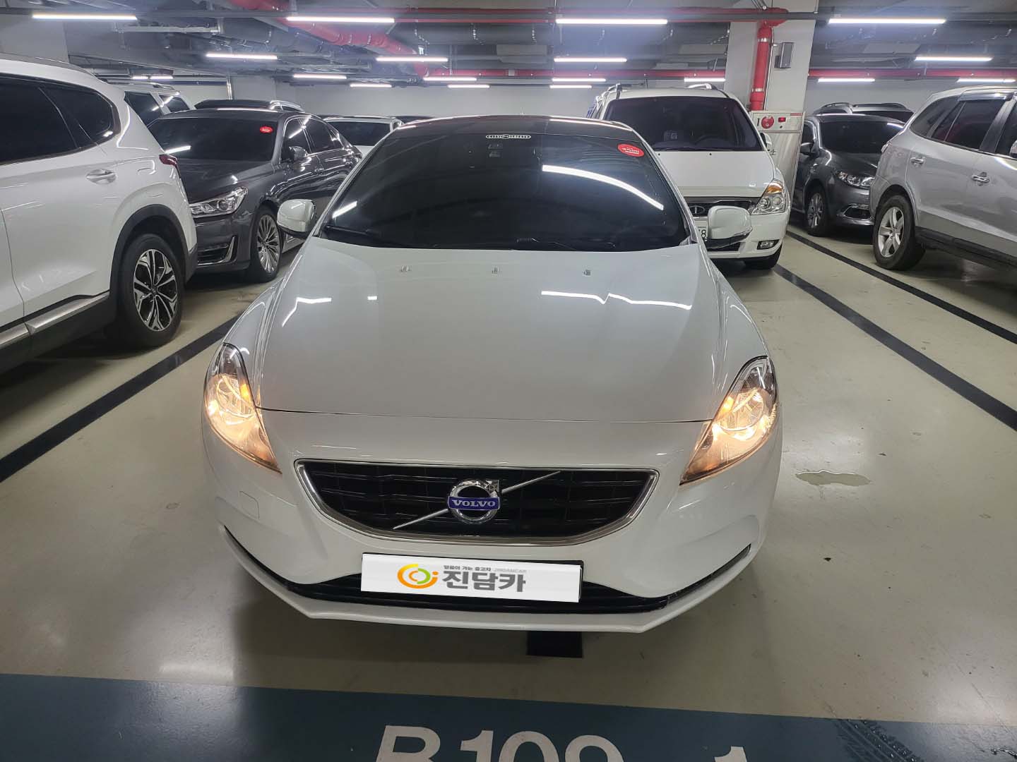 사이트에서 보고 반한 볼보 V40 중고차 전액 할부로~